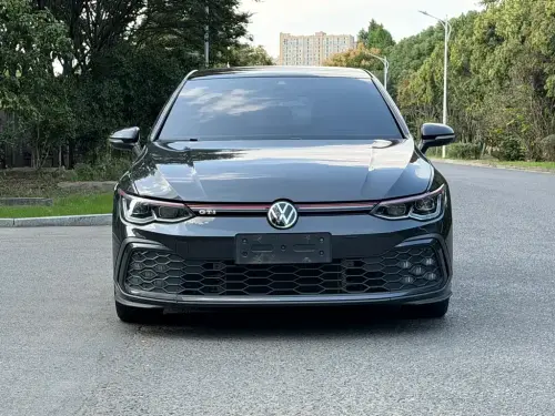 Volkswagen Golf GTI, 2022