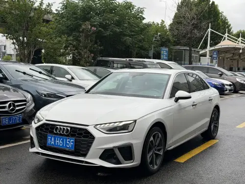 Audi A4, 2021