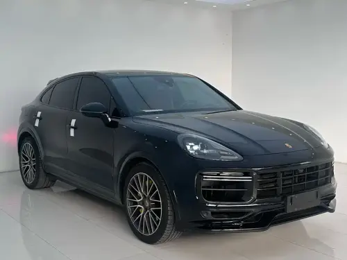 Porsche Cayenne, 2023