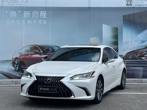 Lexus ES, 2023