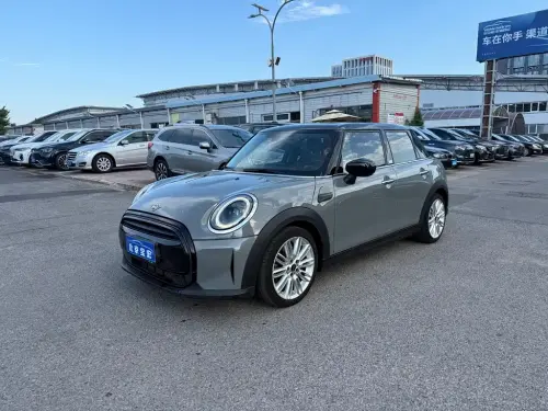 Mini MINI, 2021