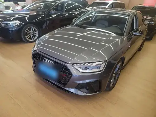 Audi A4, 2022