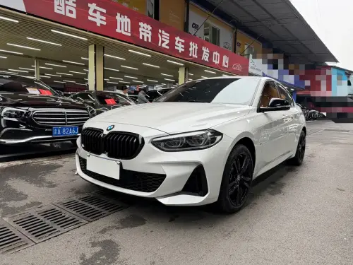 BMW 1-Series, 2023