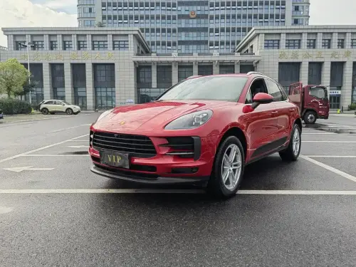 Porsche Macan, 2022