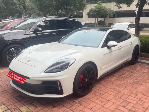 Porsche Panamera, 2025