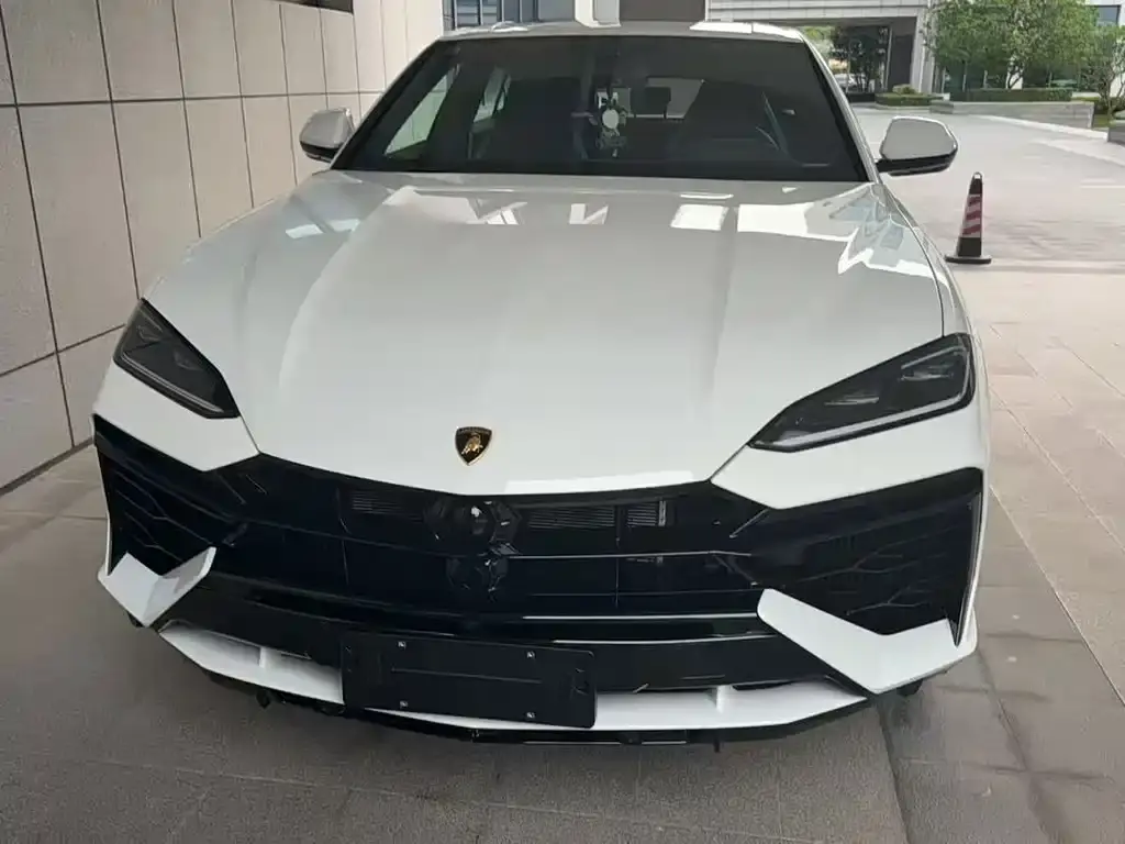 Lamborghini Urus SE, 2026