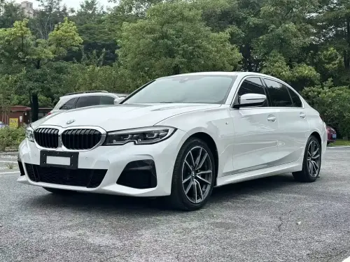 BMW 3-Series, 2021