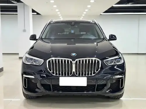 BMW X5, 2023