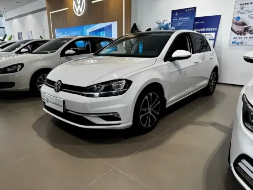 Volkswagen Golf, 2020