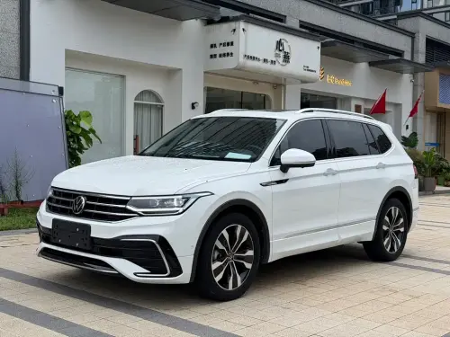 Volkswagen Tiguan, 2024