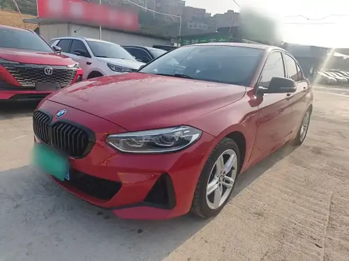 BMW 1-Series, 2021