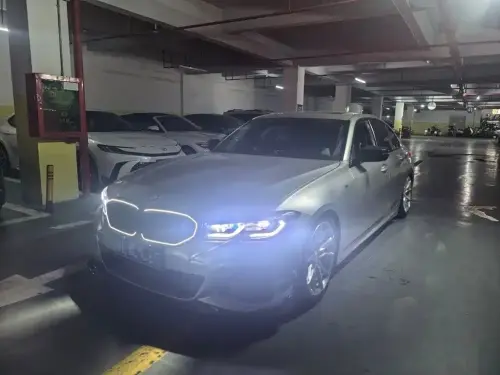 BMW 3-Series, 2022