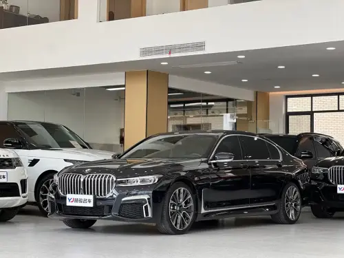 BMW 7-Series, 2023