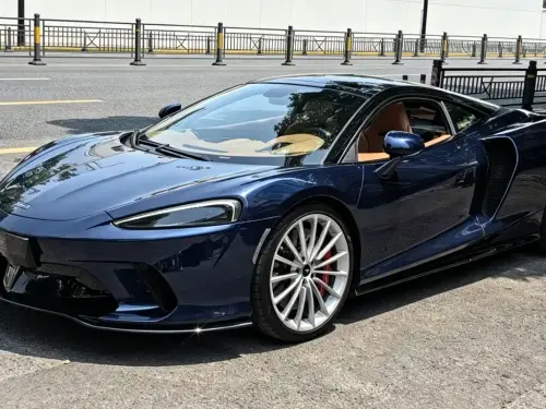 McLaren GT, 2023