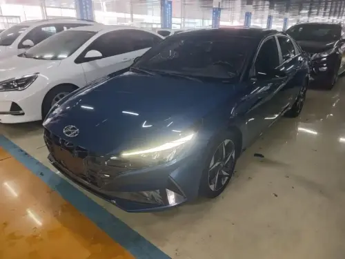 Hyundai Elantra, 2021