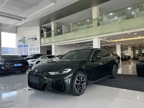 BMW 4-Series, 2022