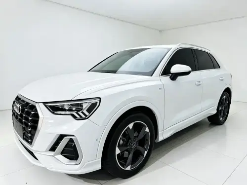 Audi Q3, 2023
