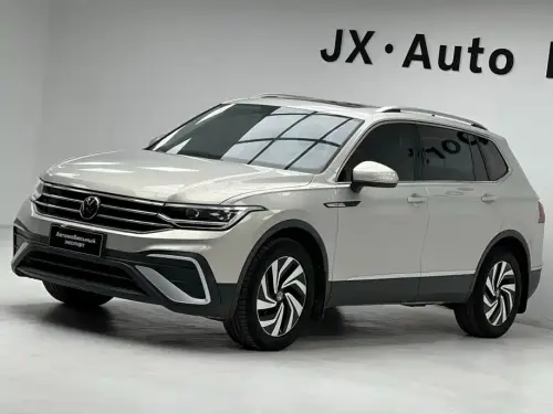 Volkswagen Tiguan, 2023