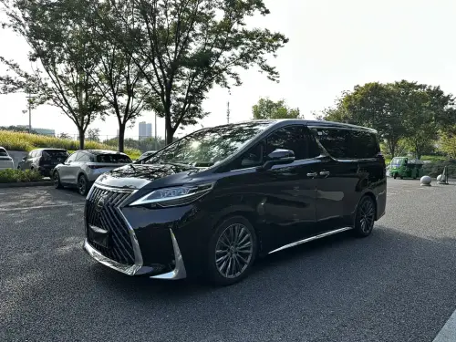 Toyota Vellfire, 2020