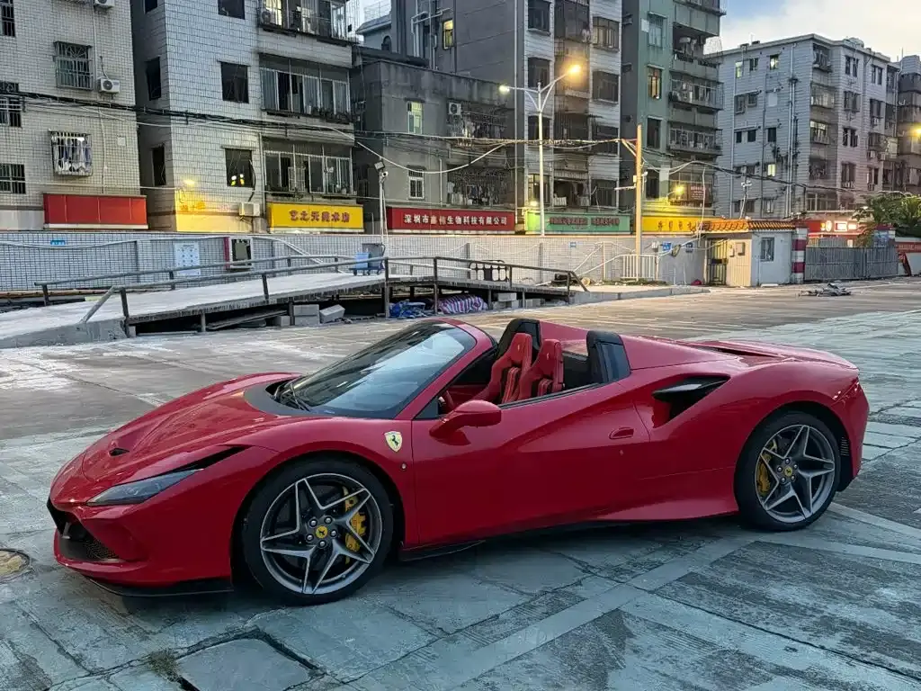 Ferrari F8, 2022