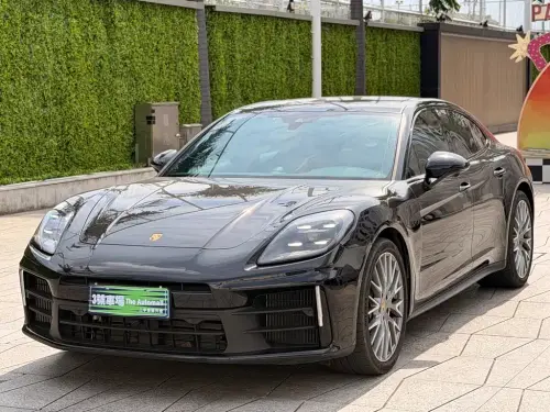 Porsche Panamera, 2025