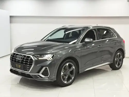 Audi Q3, 2022