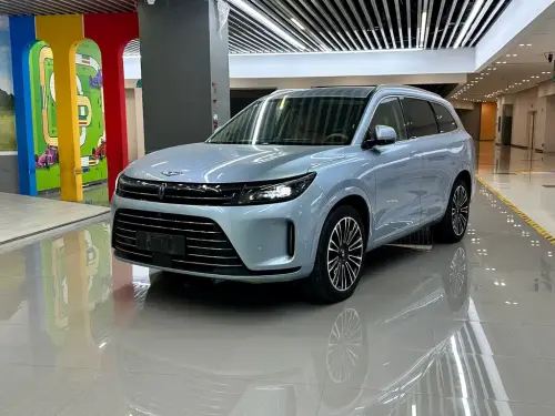 AITO M7, 2024