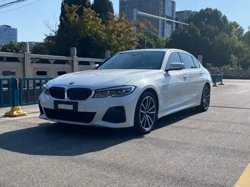 BMW 3-Series, 2021