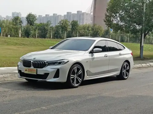 BMW 6-Series GT, 2022