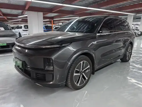 Li Auto L8, 2025