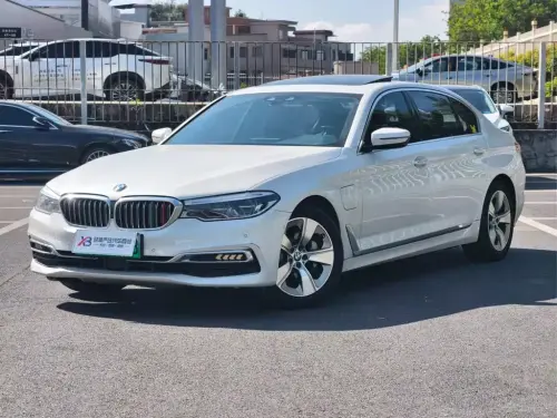 BMW 5-Series, 2020