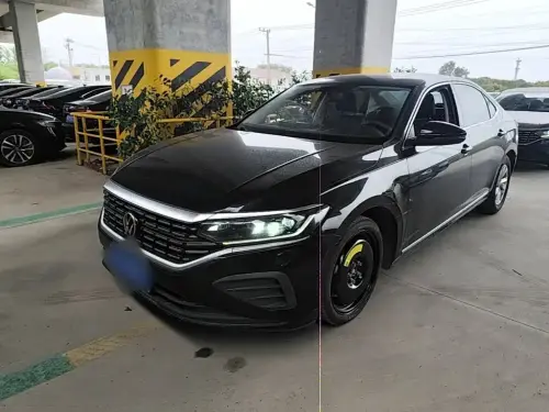Volkswagen Passat, 2025