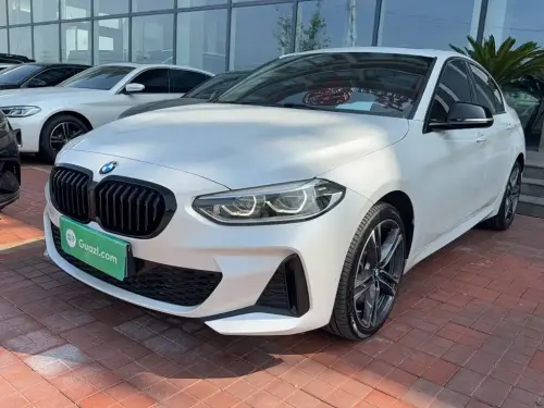BMW 1-Series, 2021