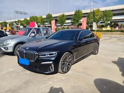 BMW 7-Series, 2022