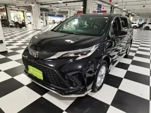 Toyota Granvia, 2024