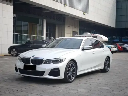 BMW 3-Series, 2021