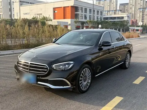 Mercedes-Benz E-Class, 2023