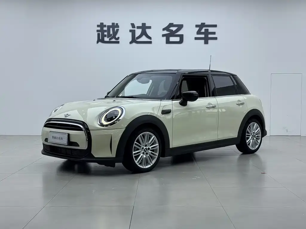 Mini MINI, 2022