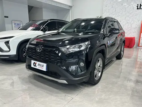 Toyota RAV4, 2022