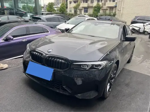 BMW 3-Series, 2025