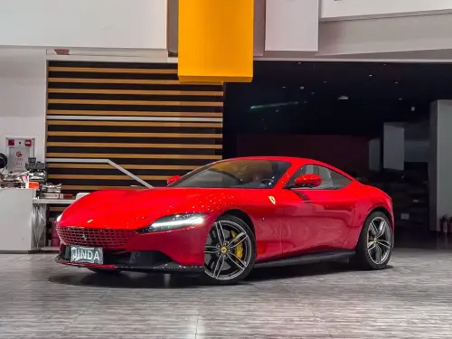 Ferrari Roma, 2021