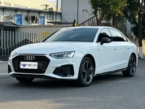 Audi A4, 2022