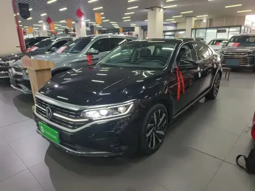 Volkswagen Passat, 2022