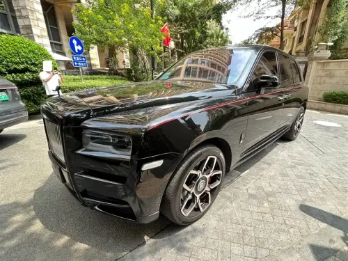 Rolls-Royce Cullinan, 2020