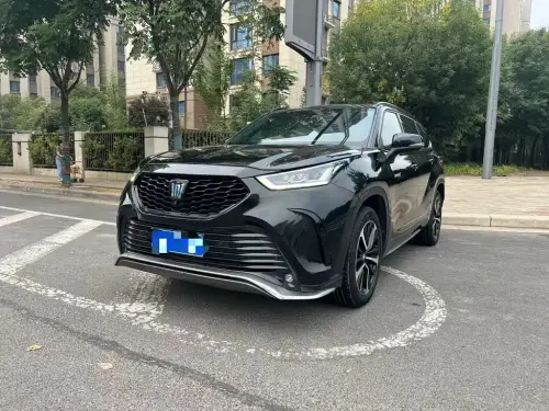 Toyota Crown Kluger, 2022