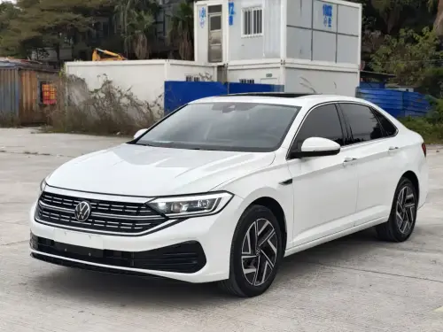 Volkswagen Sagitar, 2023