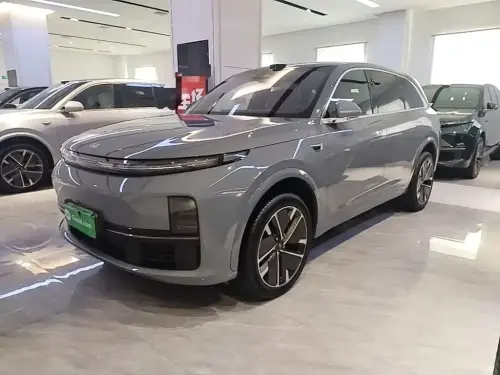 Li Auto L7, 2025