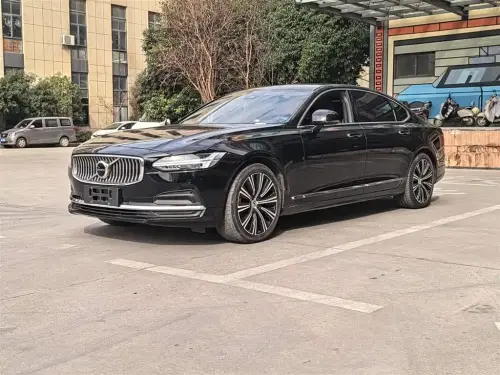 Volvo S90, 2022