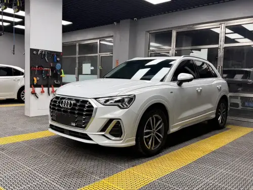 Audi Q3, 2022