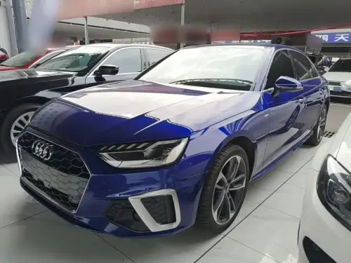 Audi A4, 2021